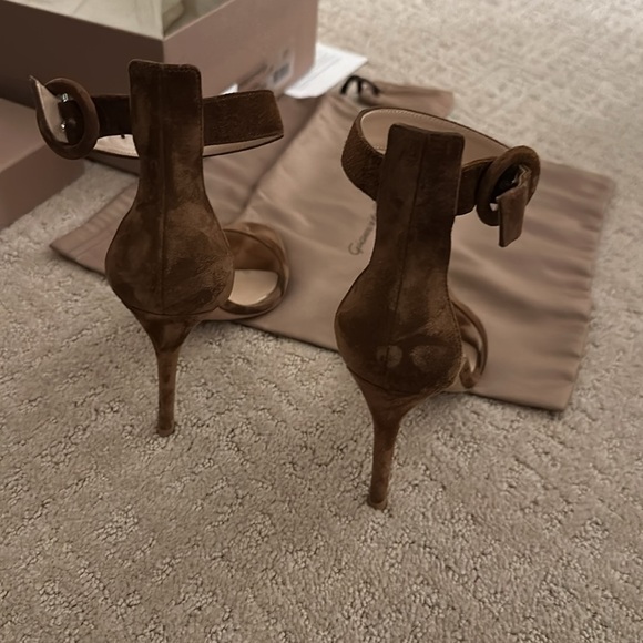 Gianvito Rossi Heel- tan suede sandal with box and dust bag size 37 retail $895 - Picture 17 of 17